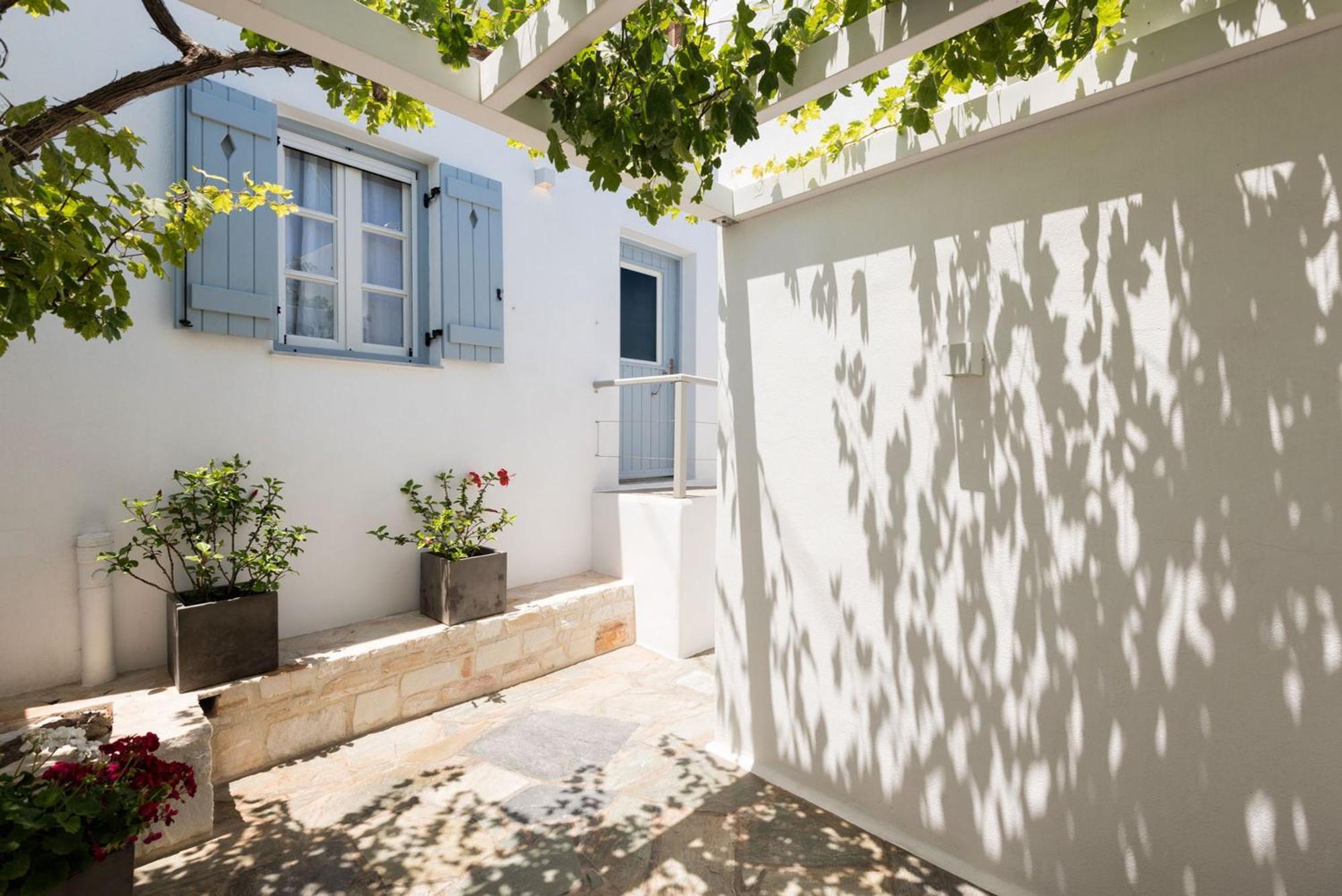 Michael Zeppos Studios Naousa  Exterior photo
