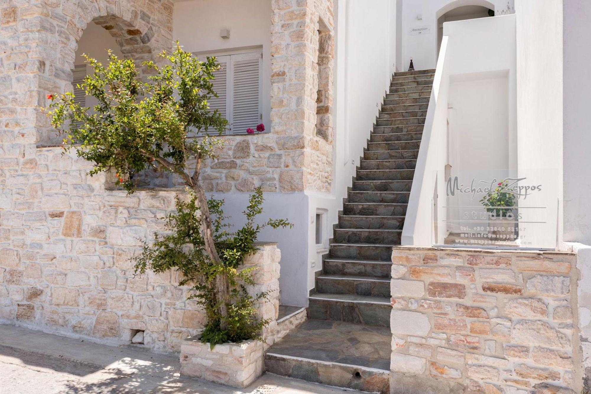 Michael Zeppos Studios Naousa  Exterior photo